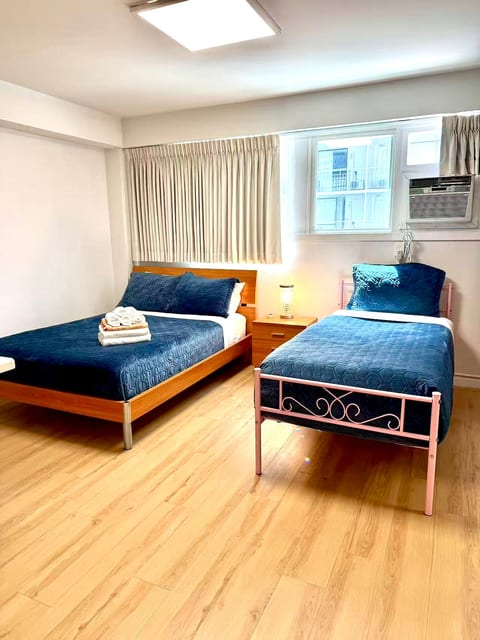 Value Stay Waikiki Studio Kitchen/Beach/Wifi 301 image 3