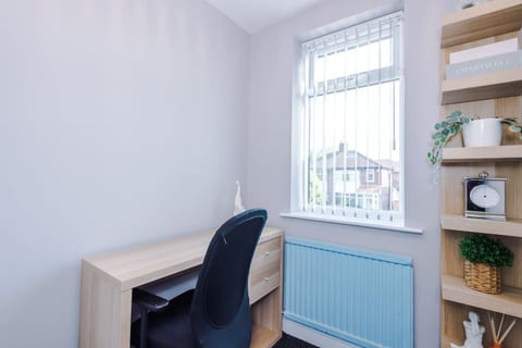 3 Albert Gardens