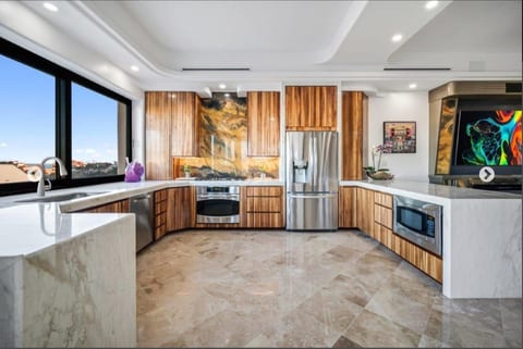 Villa Rockstar 3Bdr/3.5Ba Luxury Condo in Pedregal image 5