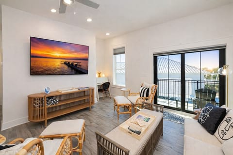 Downtown BSL Penthouse | Rooftop + Balconies image 3
