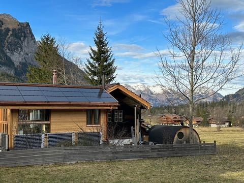Dollyhay Appartement/Fewo, Dusche oder Bad, WC 4-Zimmerwohnung Hochparterre