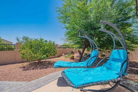 StayShores Chic Retreat – Pool HotTubSweet Sleep