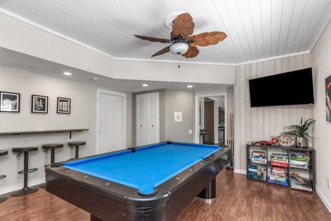 Huge 8BR Stay | Heated Pool, Game Room, Near Beach