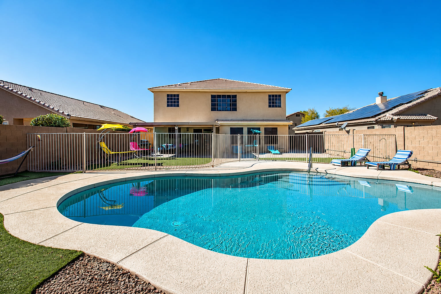 Comfort Home for Long Stays • Fast WiFi • HTD Pool