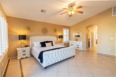 Horizon Balcony Suite — king bed, private balcony, and a peaceful retreat.