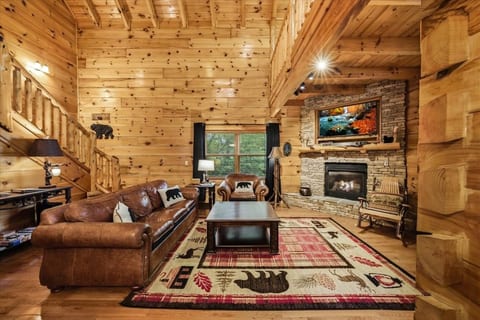 Living Room with Gas Fireplace