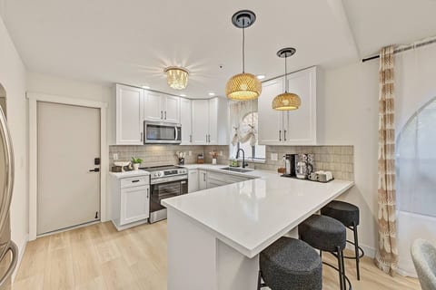 Scottsdale Retreat Private Hot Tub - 2046370