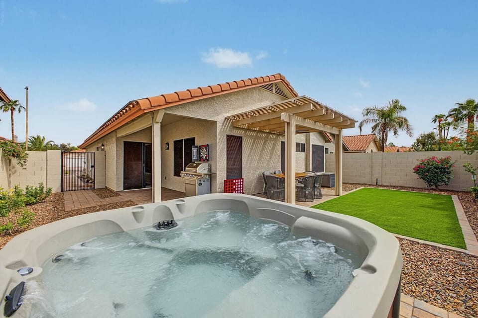 Scottsdale Retreat Private Hot Tub - 2046370 - Scottsdale