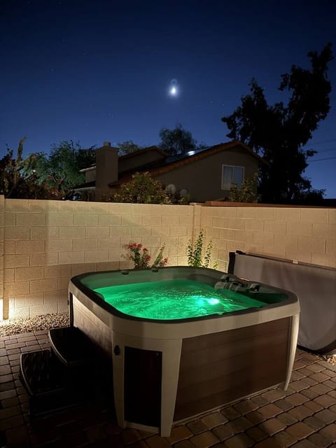 Scottsdale Retreat Private Hot Tub