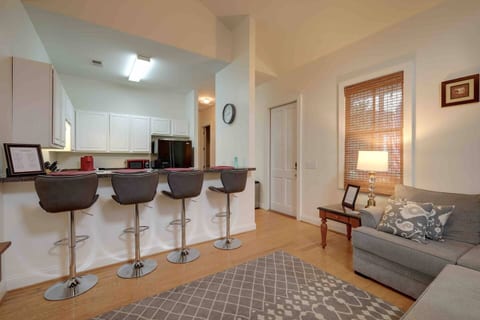 2 Bedroom Escape - Downtown