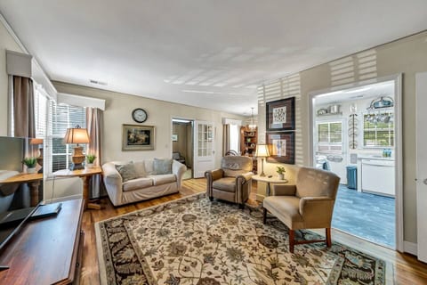 Retro 2BR Cottage | Fire Pit + Porch Rockers