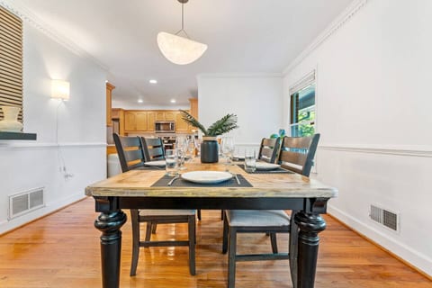 Peaceful Luxury Retreat Near Columbia | Pool • 4BR
