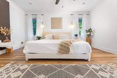 Peaceful Luxury Retreat Near Columbia | Pool • 4BR