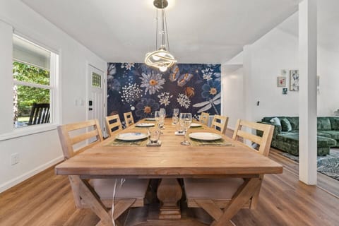 Luxury Spacious Columbia Stay | 3BR • 2BA