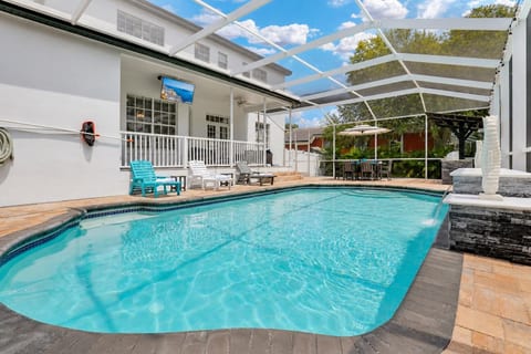 4br apollo beach home free heater pool & waterfall image 2