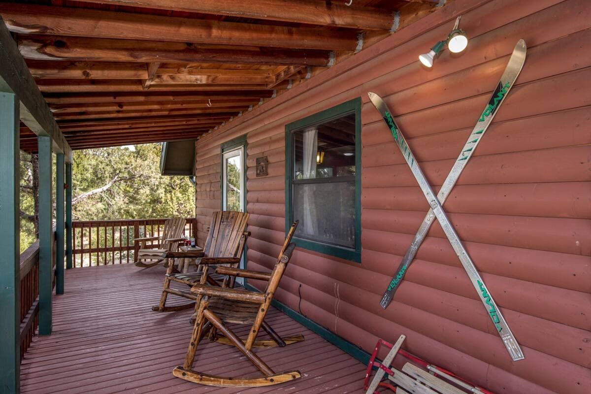 Ruidoso Cabin | Hot Tub, Mountain Views, Sleeps 10 - Alto