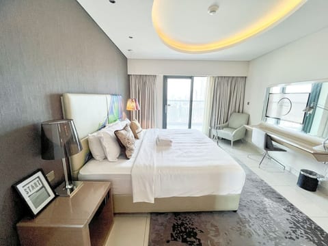 1BR with Burj Khalifa View in Paramount Hotel