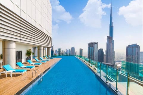Paramount Mid-town 2BR | Infinity Pool & Balcony