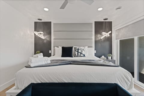 king Bedroom