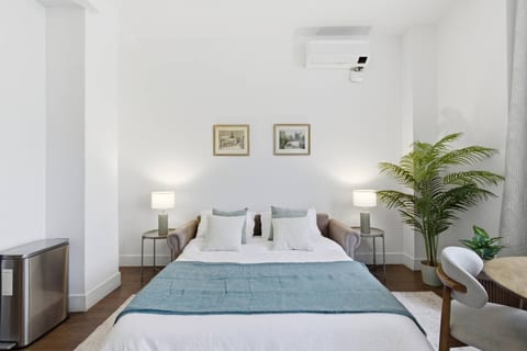 Dwtn I King Bed I Free Parking I Gym I Green View