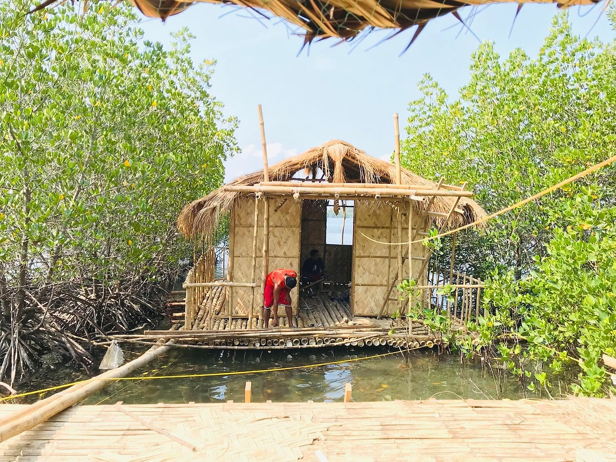 Unique Floating Cottage on the Coast of Masinloc