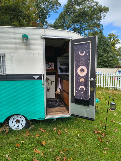 Dolores the Travel Trailer