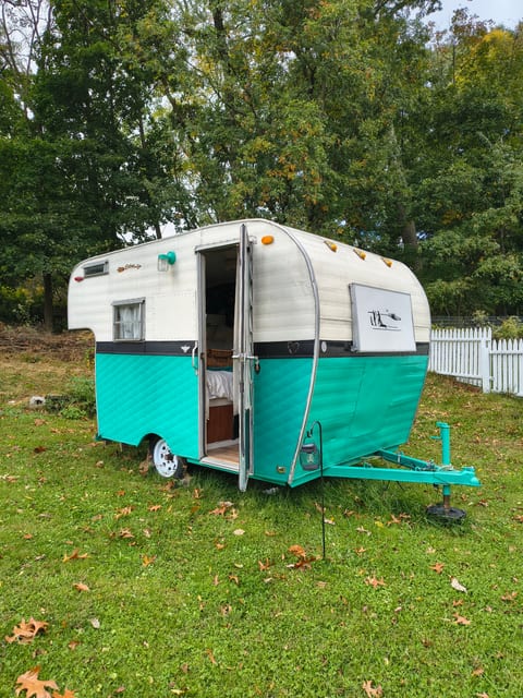 Dolores, the Travel Trailer