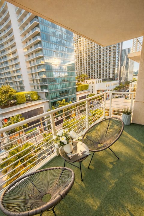 Private balcony, Best Miami views