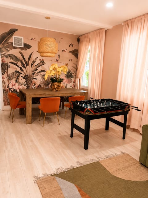 Miami Pool House – Gated Parking & Tiki, Minutes to Wynwood