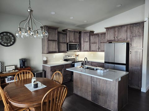 Family Friendly Home (No Pets Allowed) image 3