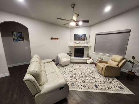 Family Friendly Home (No Pets Allowed) image 2