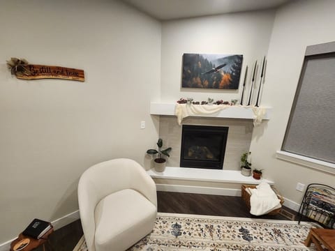Family Friendly Home (No Pets Allowed) image 4