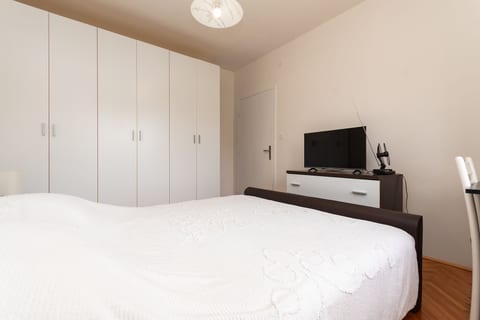 House Maja Authentic with Private Pool - Unit 379107-13