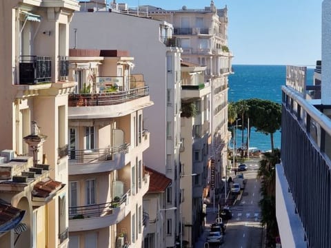 Studio for 2 near the Croisette 133