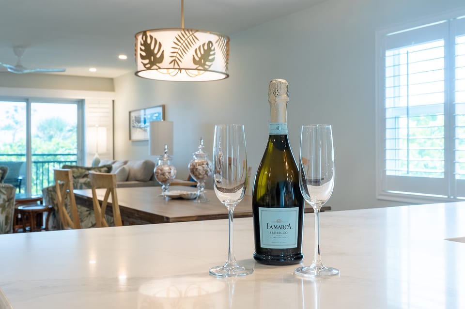 Complimentary Bubbles