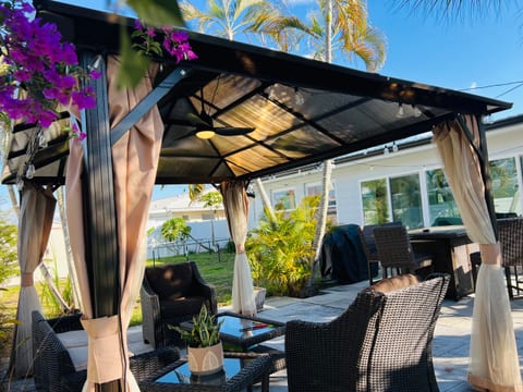 Tropical Oasis On the Gulf Coast