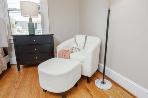 Quiet Luxury Stay - Near UofR, RIT & Golisano