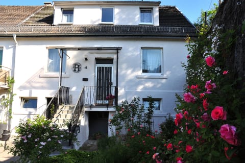 Rustikal – Cozy Attic Apartment in the Eifel