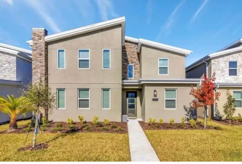 3. Deluxe suite near Disney+ FREE waterpark+ Pool image 2