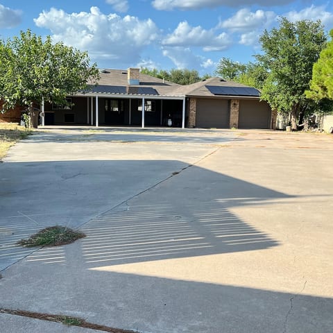 Newly renovated 5 bedroom in Southwest