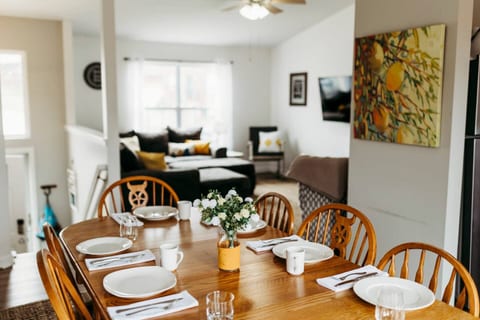 Come and break bread with family and friends alike as you enjoy a Kentucky sunset through the large patio doors.  