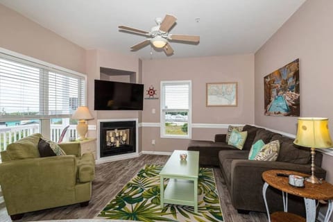 Blue Water D105; Oceanview condo, Atlantic Beach