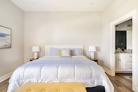 King bedroom with its own bath