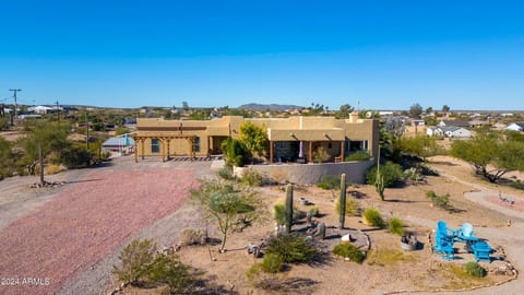 Home in Wickenburg Star Ranch Lodging image 1