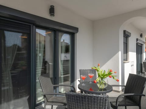 Villa Lili Apt 2 450 m vom Strand entfernt