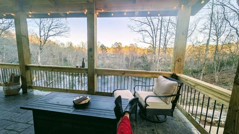 Riversong Cabin