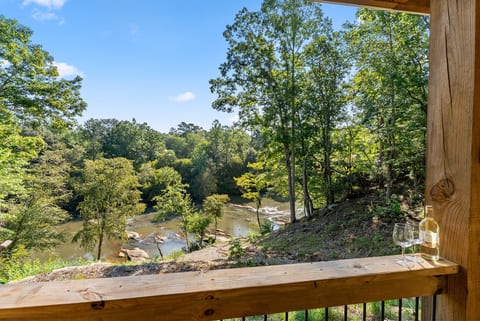 Riversong Cabin