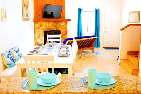 Great Room, Great Home! BOOK NOW!
