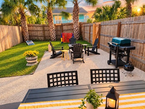 The Yellow Retreat B | Beach Walk + Private Yard