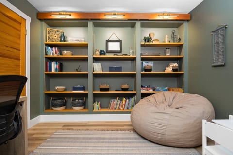 A cozy play nook where the kids stay entertained—giving you a rare moment to actually relax.
Enjoy our very comfy bean bag and read some books.